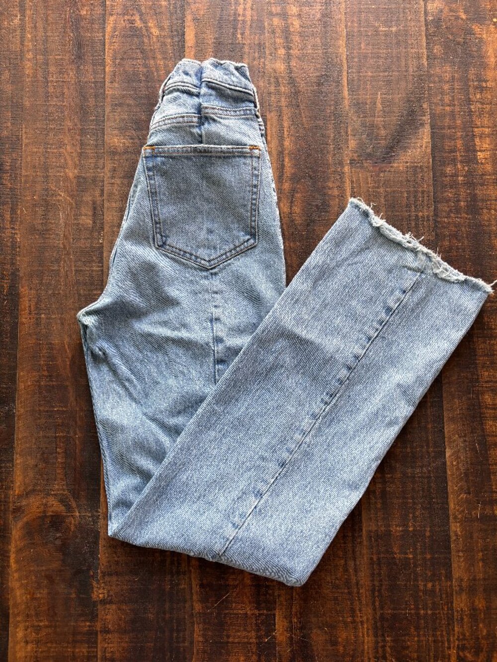 Abercrombie & Fitch The 90's Relaxed High Rise Jean